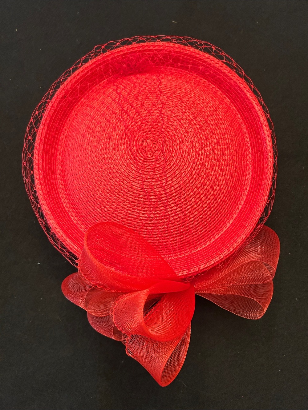 Elegant Red Women's Fascinator Hat with Bow